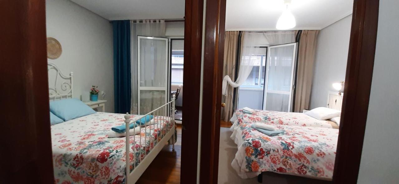 Apartamento Costa Vasca Las Arenas Getxo Ngoại thất bức ảnh
