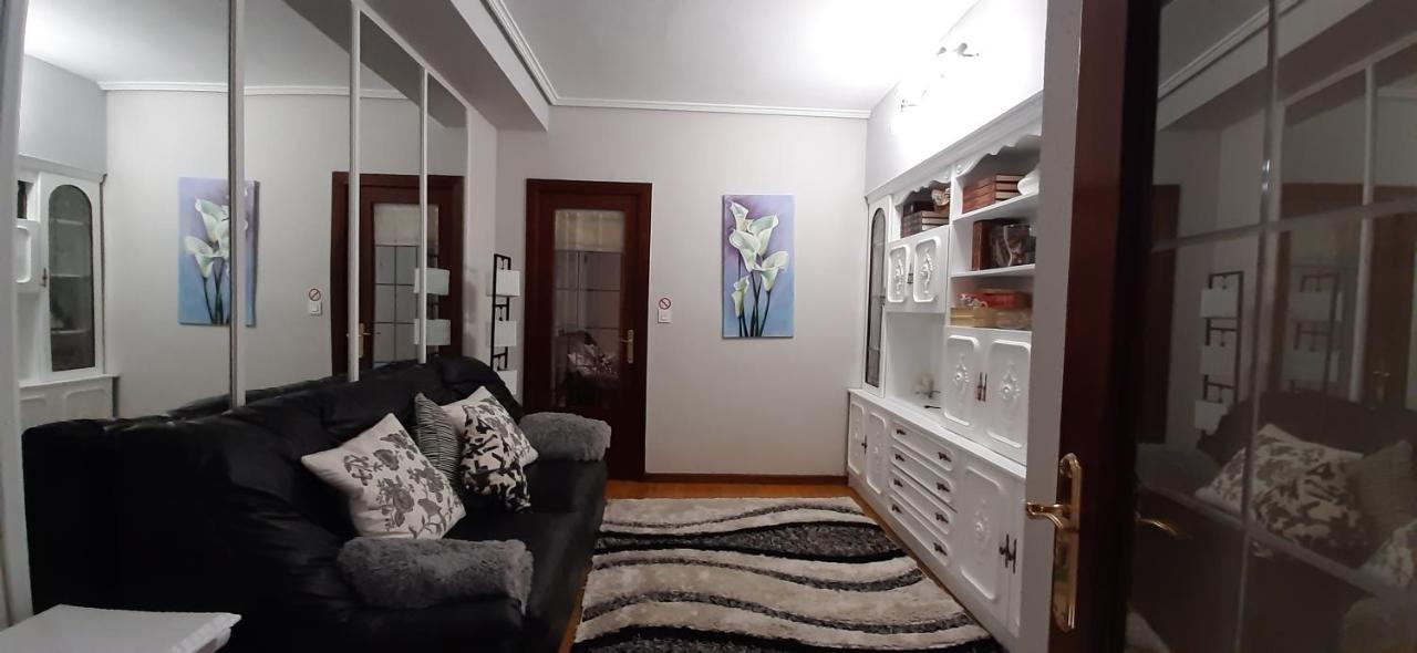 Apartamento Costa Vasca Las Arenas Getxo Ngoại thất bức ảnh
